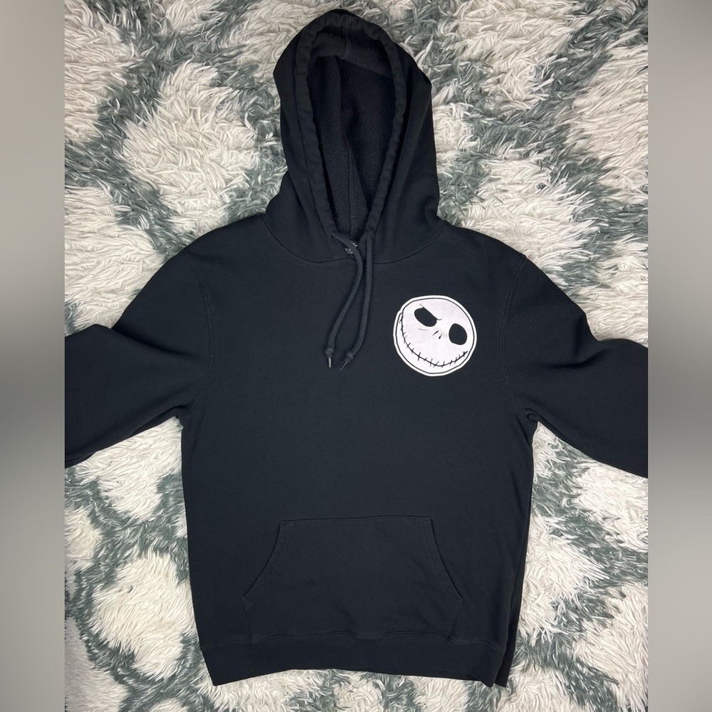 Disney's Tim Burton'sNightmare Before Christmas Men's Black Hoodie Sweater Sz L - Picture 3 of 10